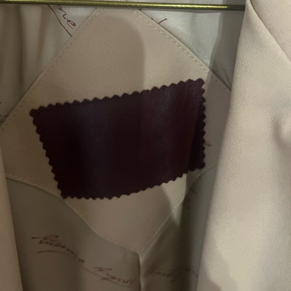 Vintage  Etienne Aigner long belted trench coat size 12 - Picture 6 of 13